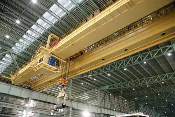 Double girder overhead crane with hook delivery to Pakistan.jpg
